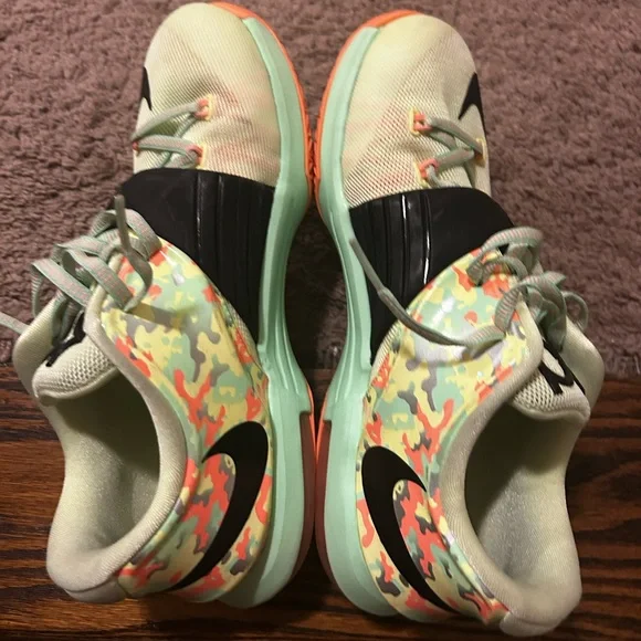 Nike KD 7 Easter(Size 6Y) - Picture 7 of 11